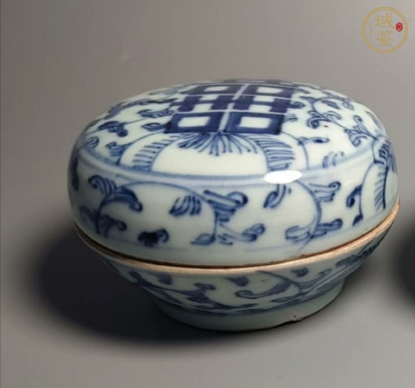 古玩陶瓷青花纏枝喜字紋印盒真品鑒賞圖