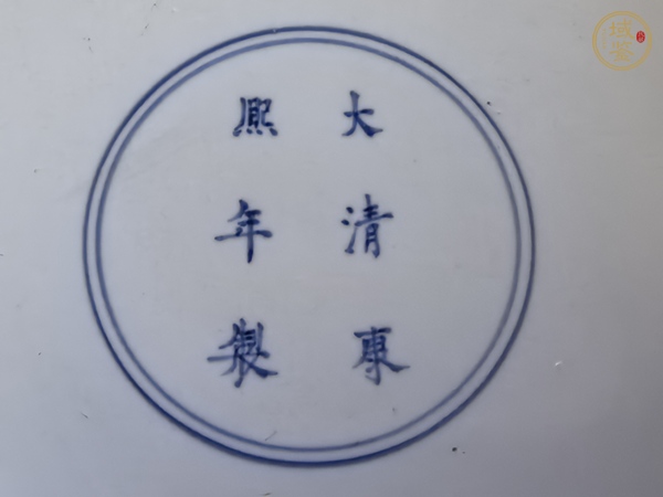 古玩陶瓷墨地五彩開窗錦雞花卉紋蒜頭瓶。真品鑒賞圖