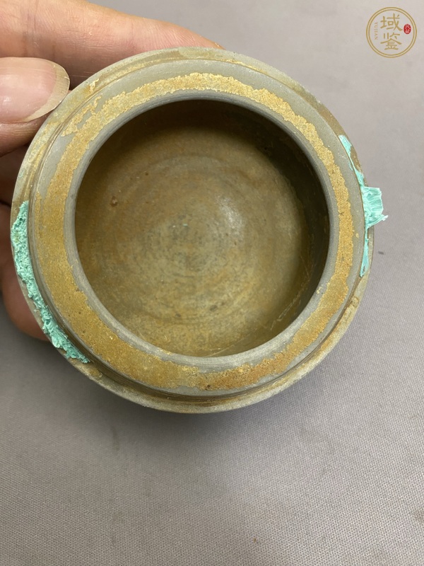 古玩陶瓷粉盒真品鑒賞圖