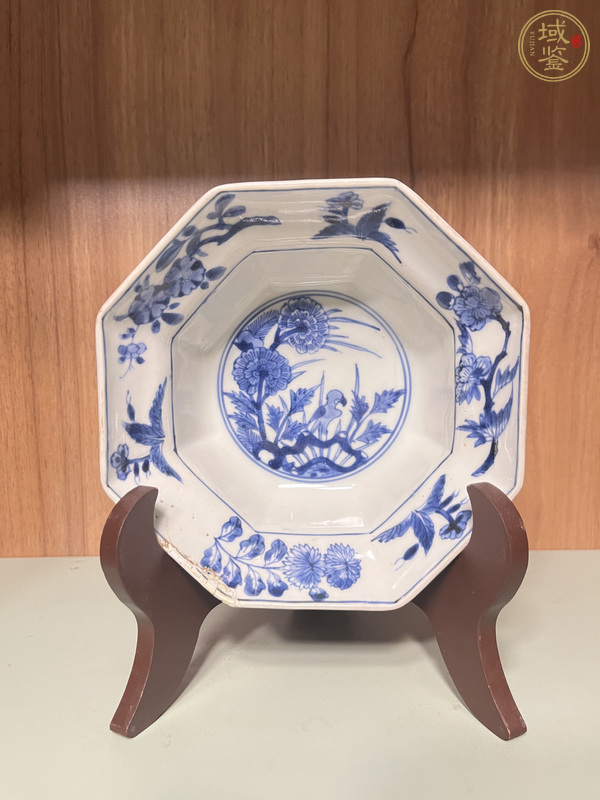 古玩花卉紋青花碗真品鑒賞圖