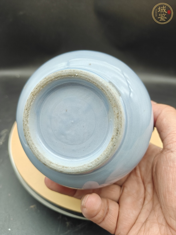 古玩陶瓷藍(lán)釉雙鋪首圈足香爐真品鑒賞圖
