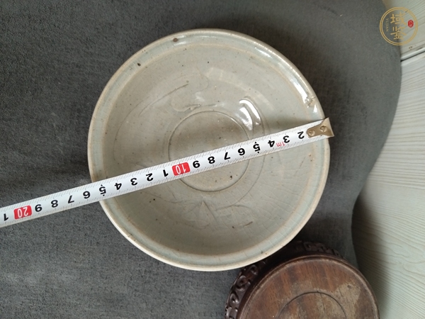 古玩陶瓷青釉盌真品鑒賞圖