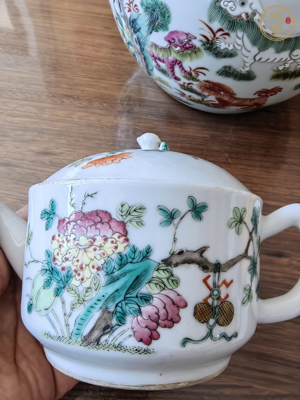 古玩粉彩壺真品鑒賞圖