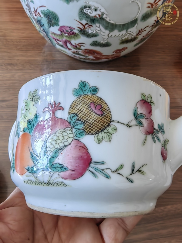 古玩陶瓷粉彩壺真品鑒賞圖