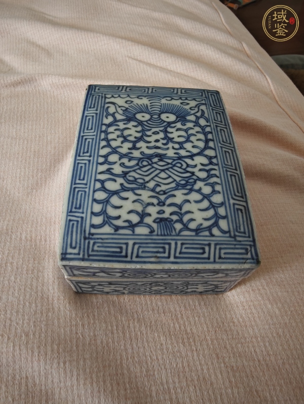 古玩清中期青花印泥盒真品鑒賞圖