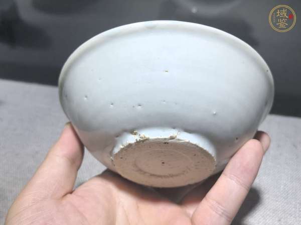 古玩陶瓷青花蘭草紋淺碗真品鑒賞圖