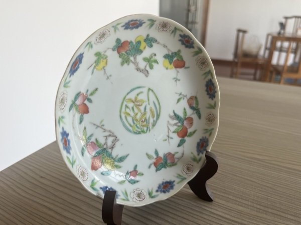 古玩陶瓷清 道光 粉彩折枝花果三多紋花口盤拍賣，當前價格3288元