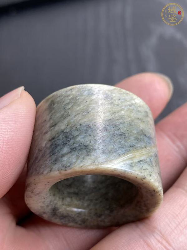 古玩玉器和田玉雕“素紋扳指”真品鑒賞圖