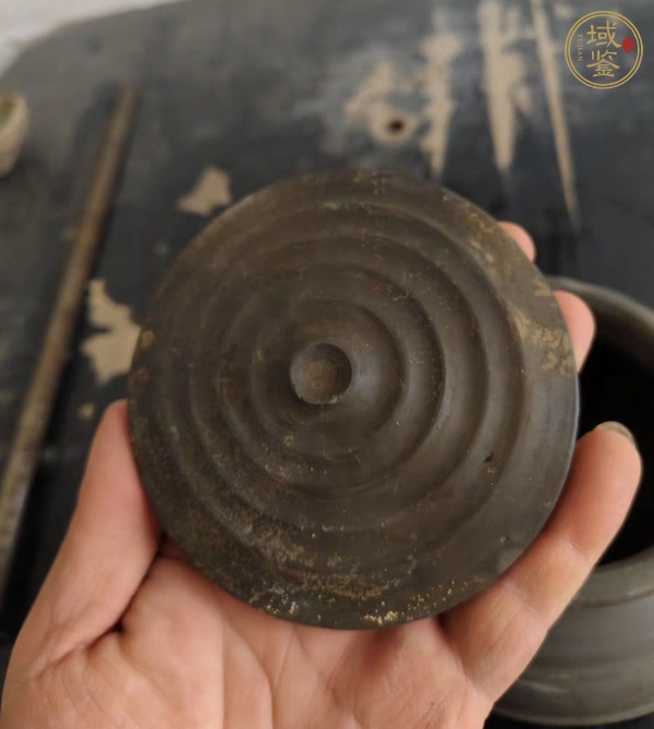古玩陶瓷灰陶三足爐真品鑒賞圖