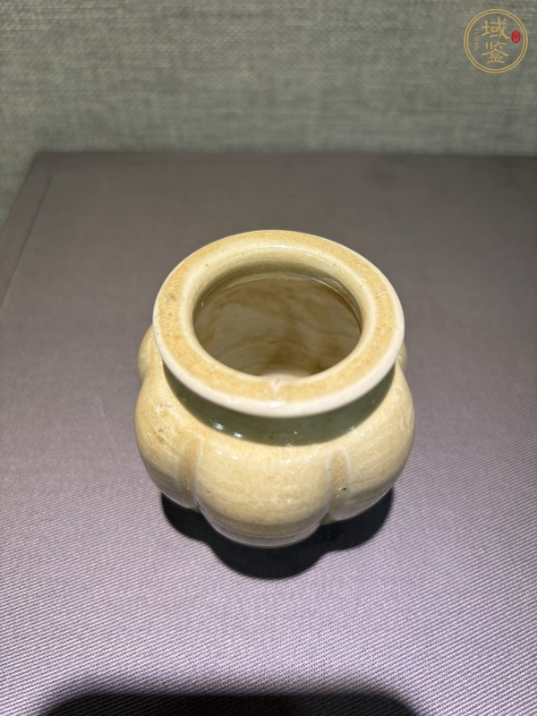 古玩陶瓷瓜棱罐真品鑒賞圖