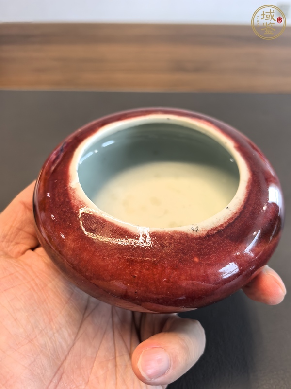古玩陶瓷郎紅釉水洗真品鑒賞圖