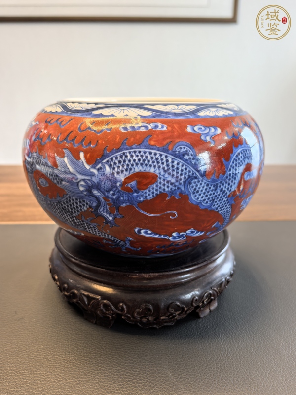 古玩陶瓷珊瑚紅青花龍紋水洗真品鑒賞圖