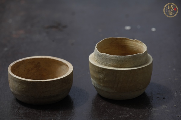 古玩陶瓷青白釉粉盒真品鑒賞圖