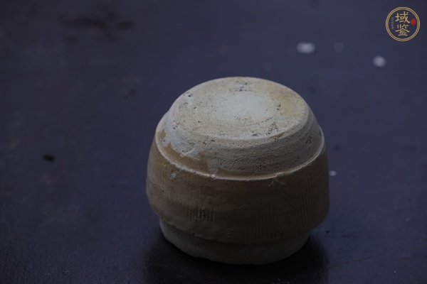 古玩陶瓷青白釉粉盒真品鑒賞圖