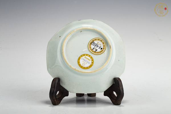 古玩陶瓷清康熙·青花纏枝蓮紋八方小盤真品鑒賞圖