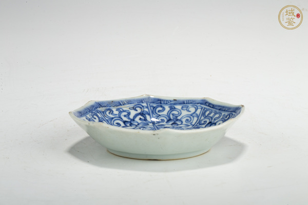 古玩陶瓷清康熙·青花纏枝蓮紋八方小盤真品鑒賞圖