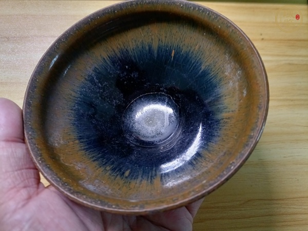 古玩陶瓷遇林亭窯黑釉盞真品鑒賞圖