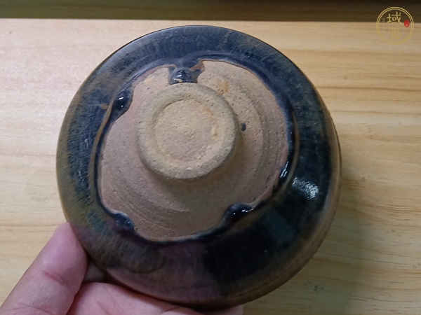 古玩陶瓷遇林亭窯黑釉盞真品鑒賞圖
