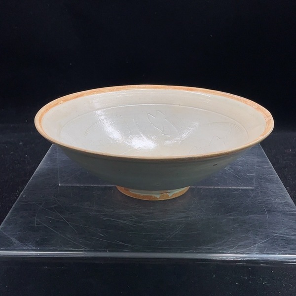 古玩陶瓷南宋影青刻花碗拍賣，當(dāng)前價(jià)格1888元