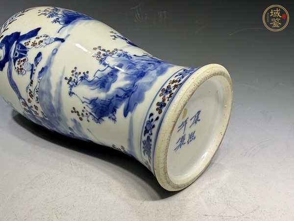 古玩陶瓷晚清·青花釉里紅三國趙子龍人物瓶真品鑒賞圖