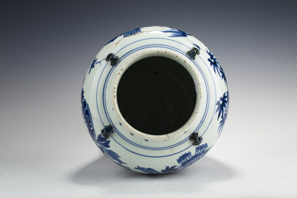 古玩陶瓷清早·青花花鳥紋四系將軍罐拍賣，當(dāng)前價(jià)格2888元