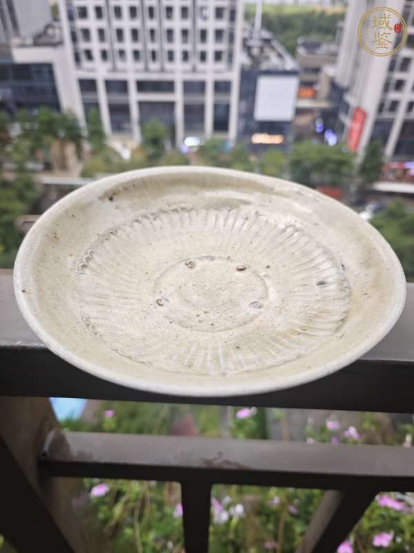 古玩陶瓷印花碗真品鑒賞圖