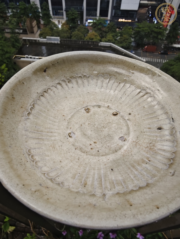 古玩陶瓷印花碗真品鑒賞圖