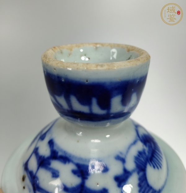 古玩陶瓷青花淡描花卉紋高足盤真品鑒賞圖
