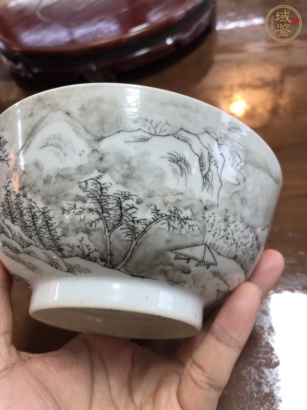 古玩陶瓷人物山水詩(shī)紋碗真品鑒賞圖