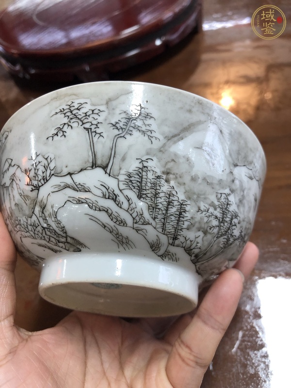 古玩陶瓷人物山水詩(shī)紋碗真品鑒賞圖