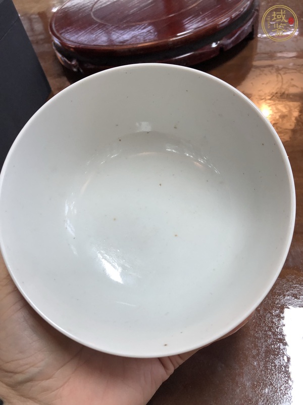 古玩陶瓷人物山水詩(shī)紋碗真品鑒賞圖