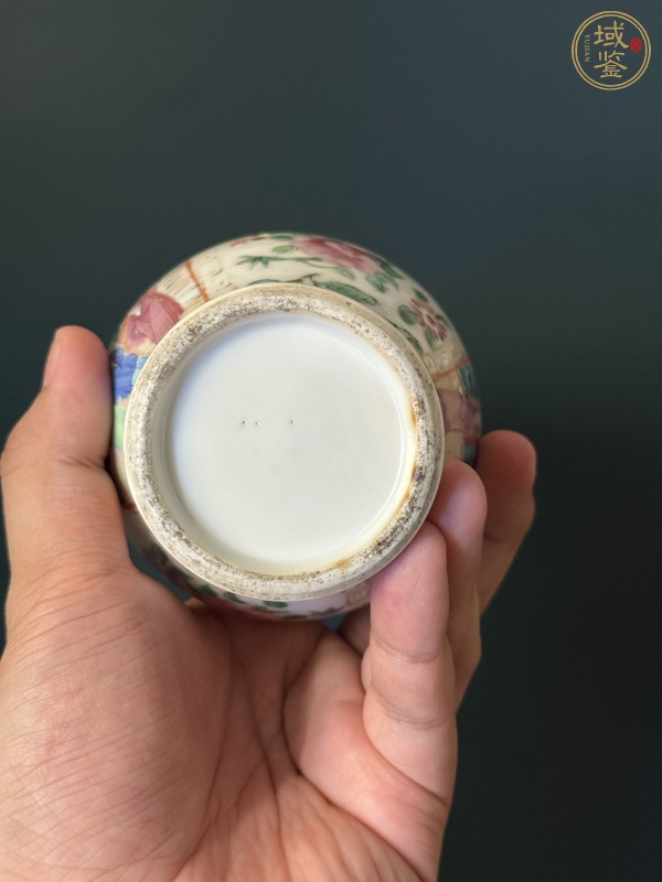 古玩陶瓷人物紋廣彩瓶真品鑒賞圖