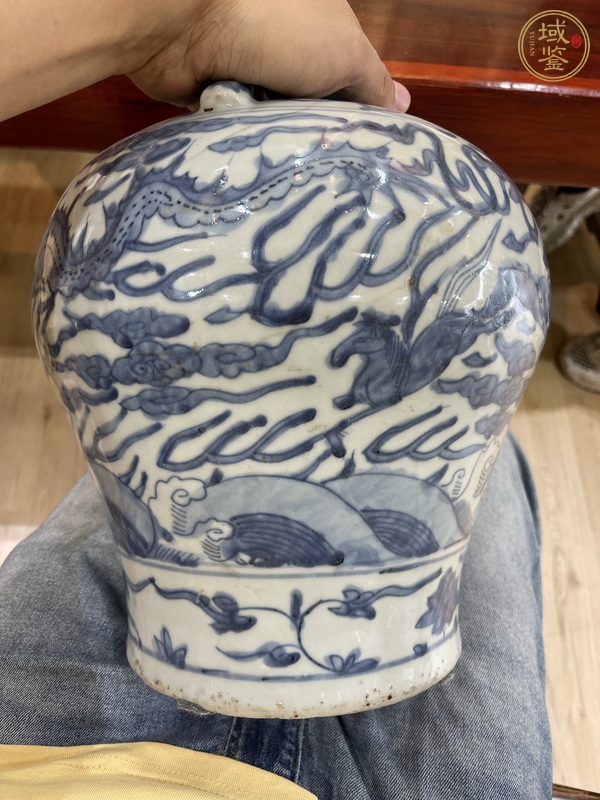 古玩陶瓷龍馬精神青花罐真品鑒賞圖