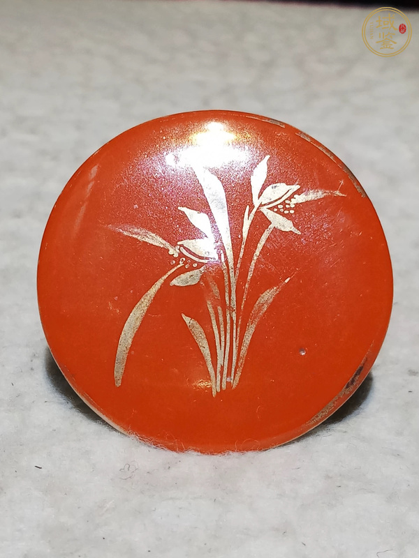古玩陶瓷晚清珊瑚紅描金印泥盒真品鑒賞圖