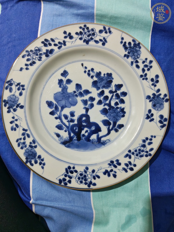 古玩陶瓷青花折枝花卉紋盤真品鑒賞圖
