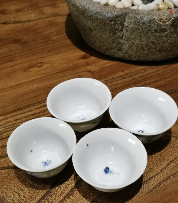古玩陶瓷青花竹菊?qǐng)D茶杯真品鑒賞圖