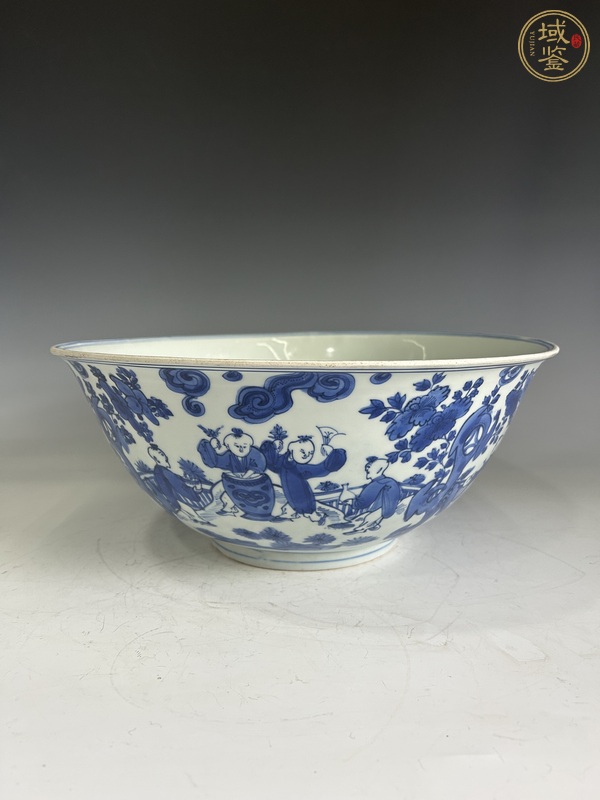 古玩陶瓷 明晚青花十六子嬰戲紋大碗真品鑒賞圖