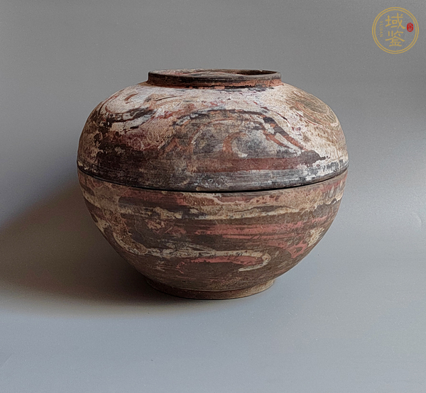 古玩陶瓷彩繪龍紋蓋盒真品鑒賞圖