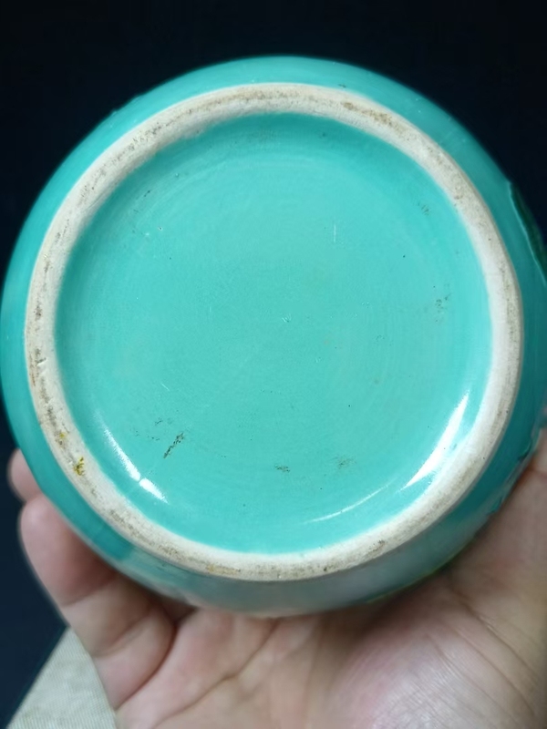 古玩陶瓷（全品）清末民初松石綠地粉彩堆塑一鷺蓮升罐高13cm拍賣，當前價格1688元