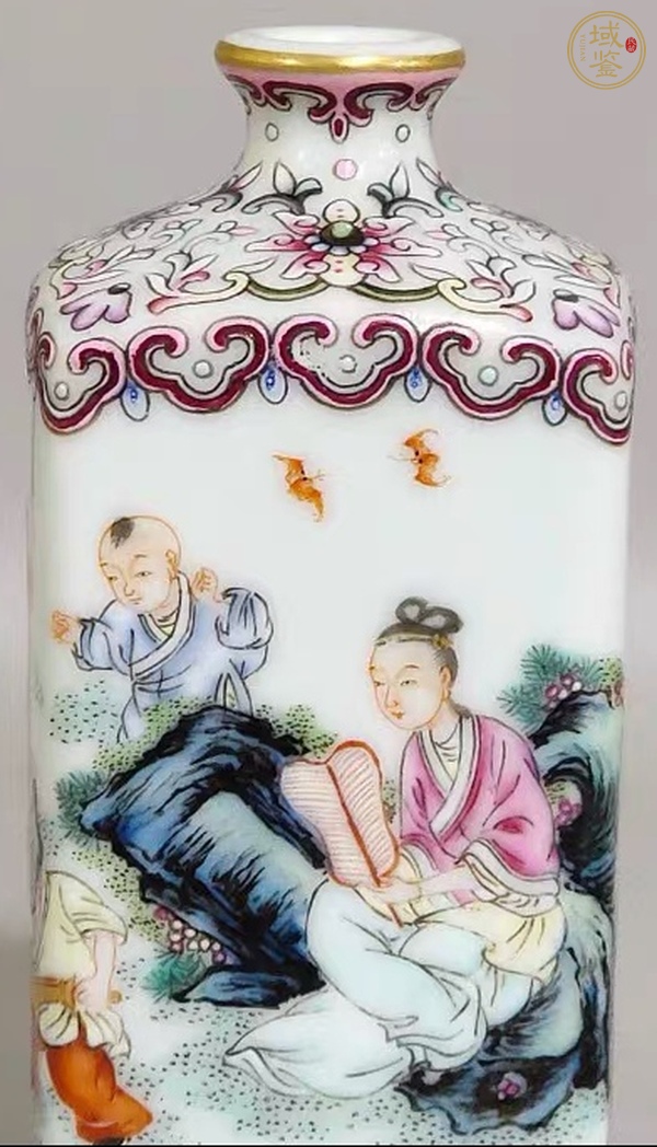 古玩陶瓷人物紋粉彩瓶真品鑒賞圖