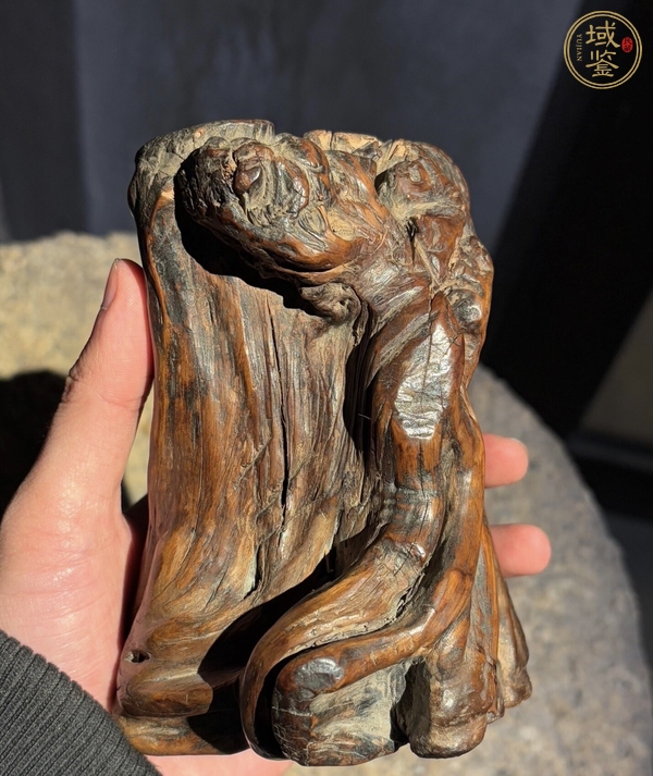 古玩雜項崖柏制作筆筒真品鑒賞圖