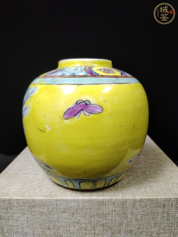 古玩陶瓷粉彩人物罐真品鑒賞圖