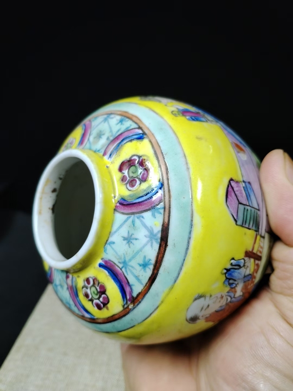 古玩陶瓷晚清光緒粉彩人物罐尺寸高9.5cm拍賣,當前價格1500元