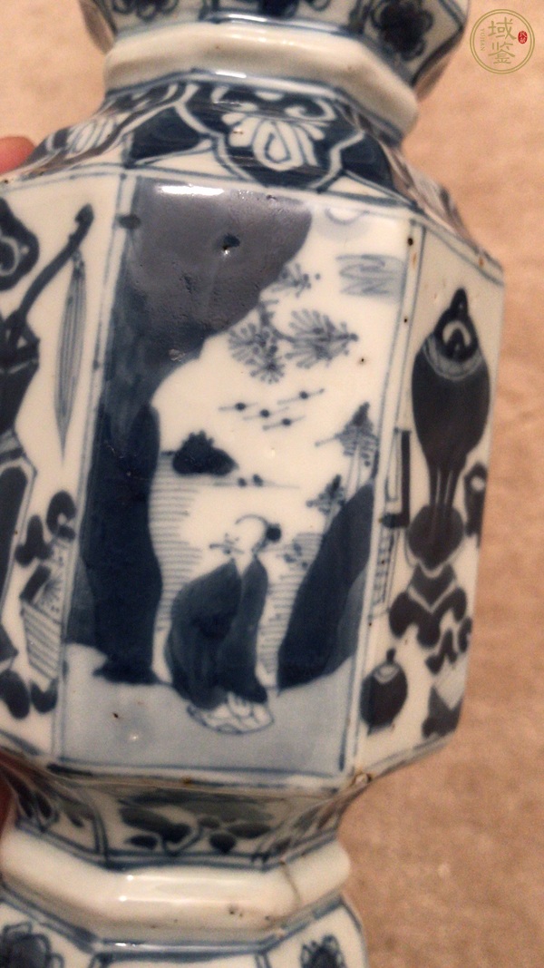 古玩陶瓷青花瓶真品鑒賞圖