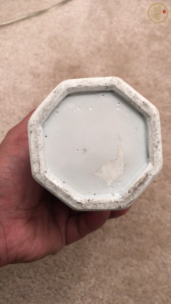古玩陶瓷青花瓶真品鑒賞圖