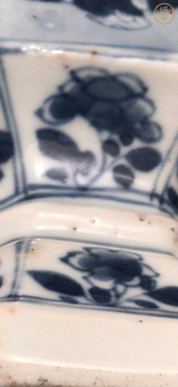 古玩陶瓷青花瓶真品鑒賞圖