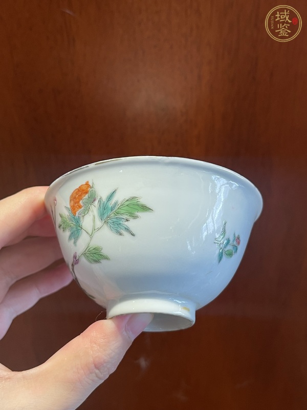 古玩陶瓷粉彩花卉紋茶圓真品鑒賞圖