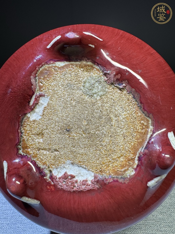 古玩陶瓷窯變紅釉三足筒式香爐真品鑒賞圖