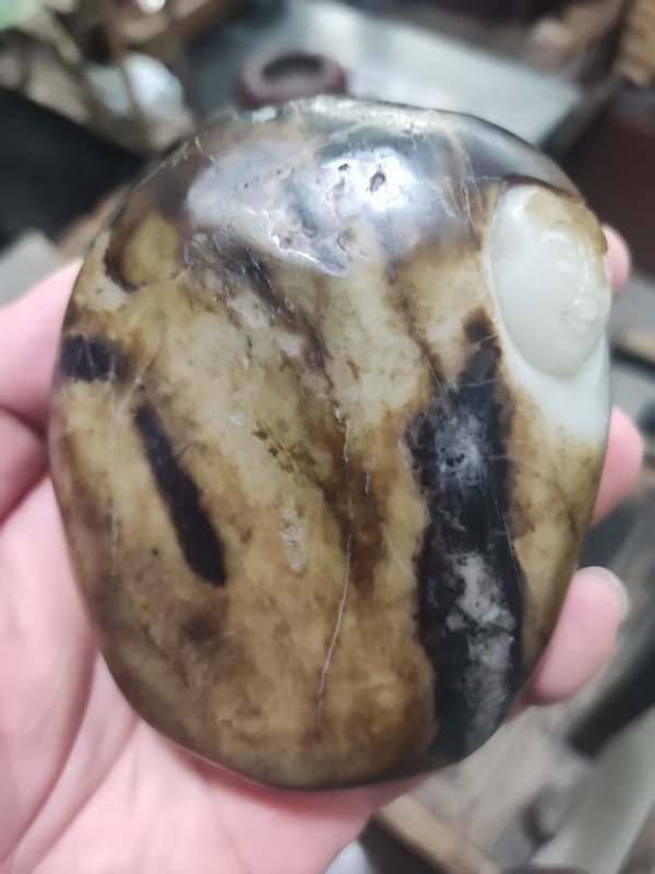古玩玉器俄料和田籽料把件拍賣,當前價格10元