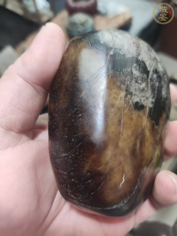 古玩玉器染色仿和田籽料把件真品鑒賞圖